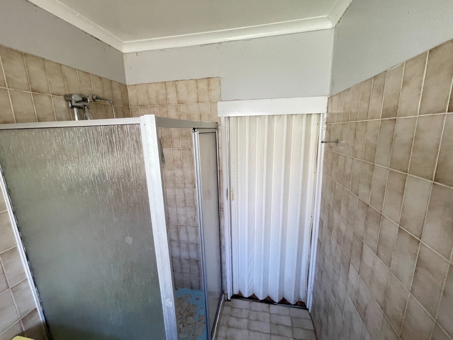 7 Bedroom Property for Sale in Brandwag Free State